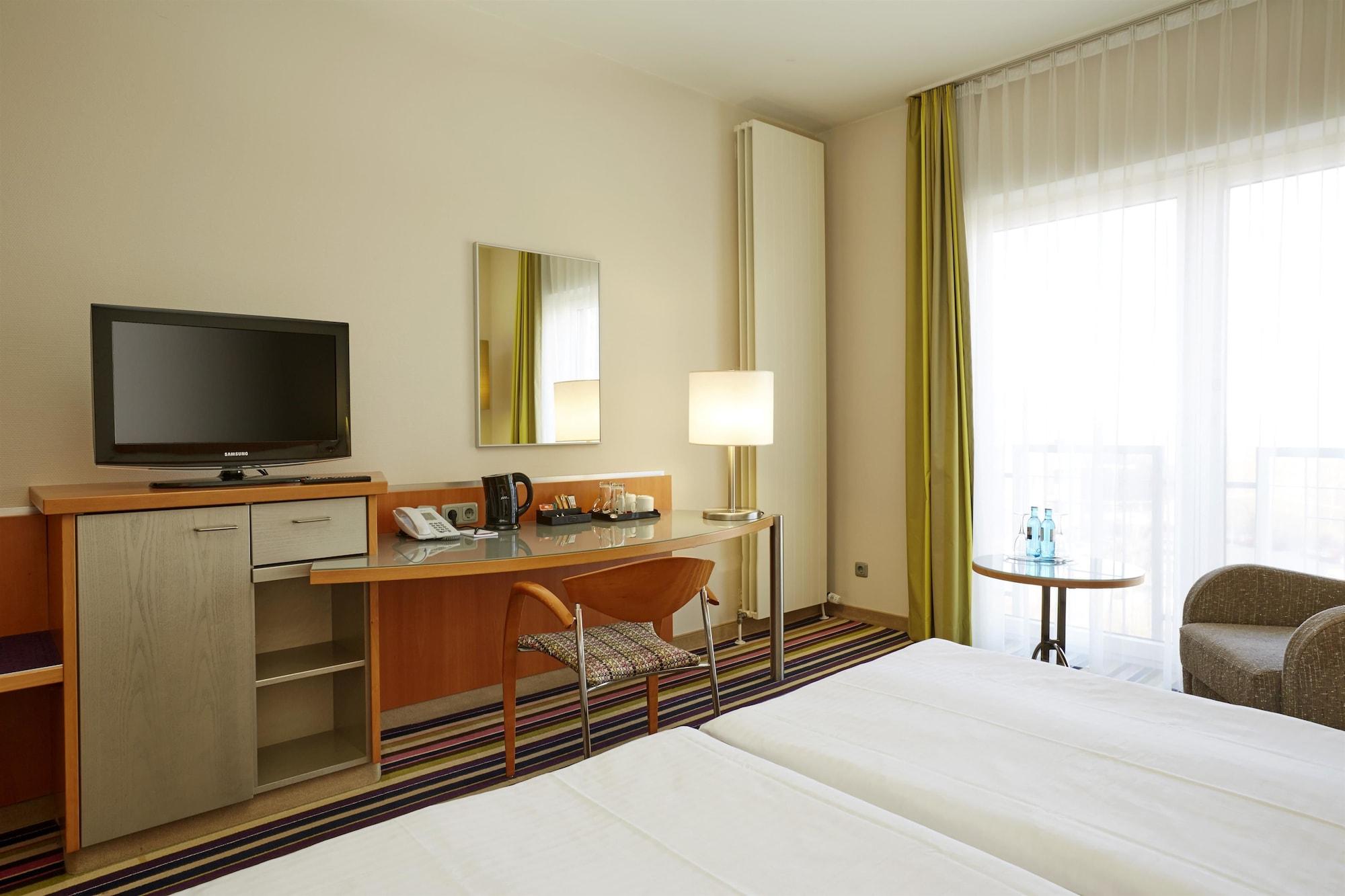 H+ Hotel Koeln Huerth Bagian luar foto