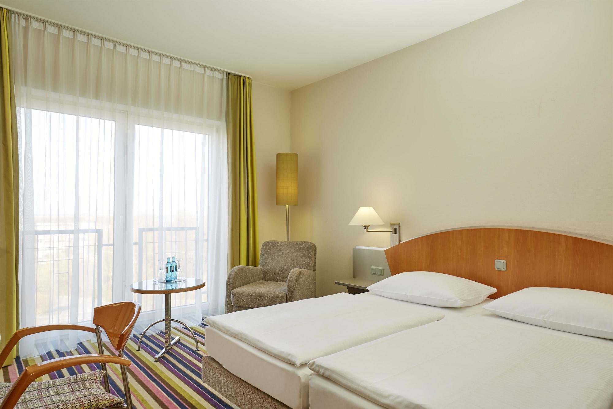 H+ Hotel Koeln Huerth Bagian luar foto