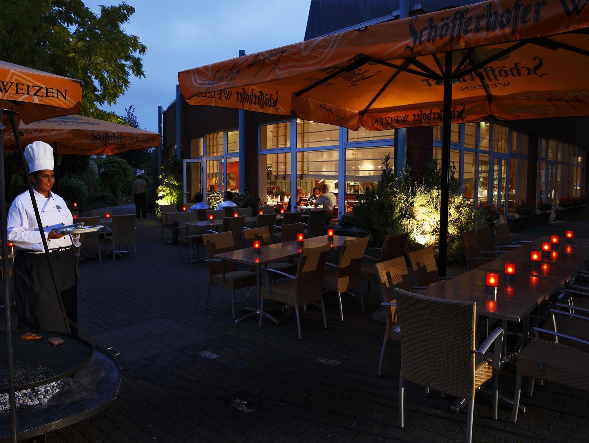 H+ Hotel Koeln Huerth Bagian luar foto